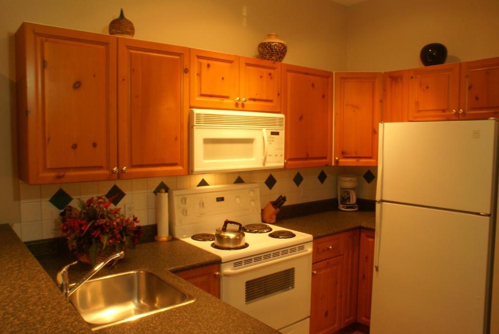 Whistler Superior Properties Номер фото