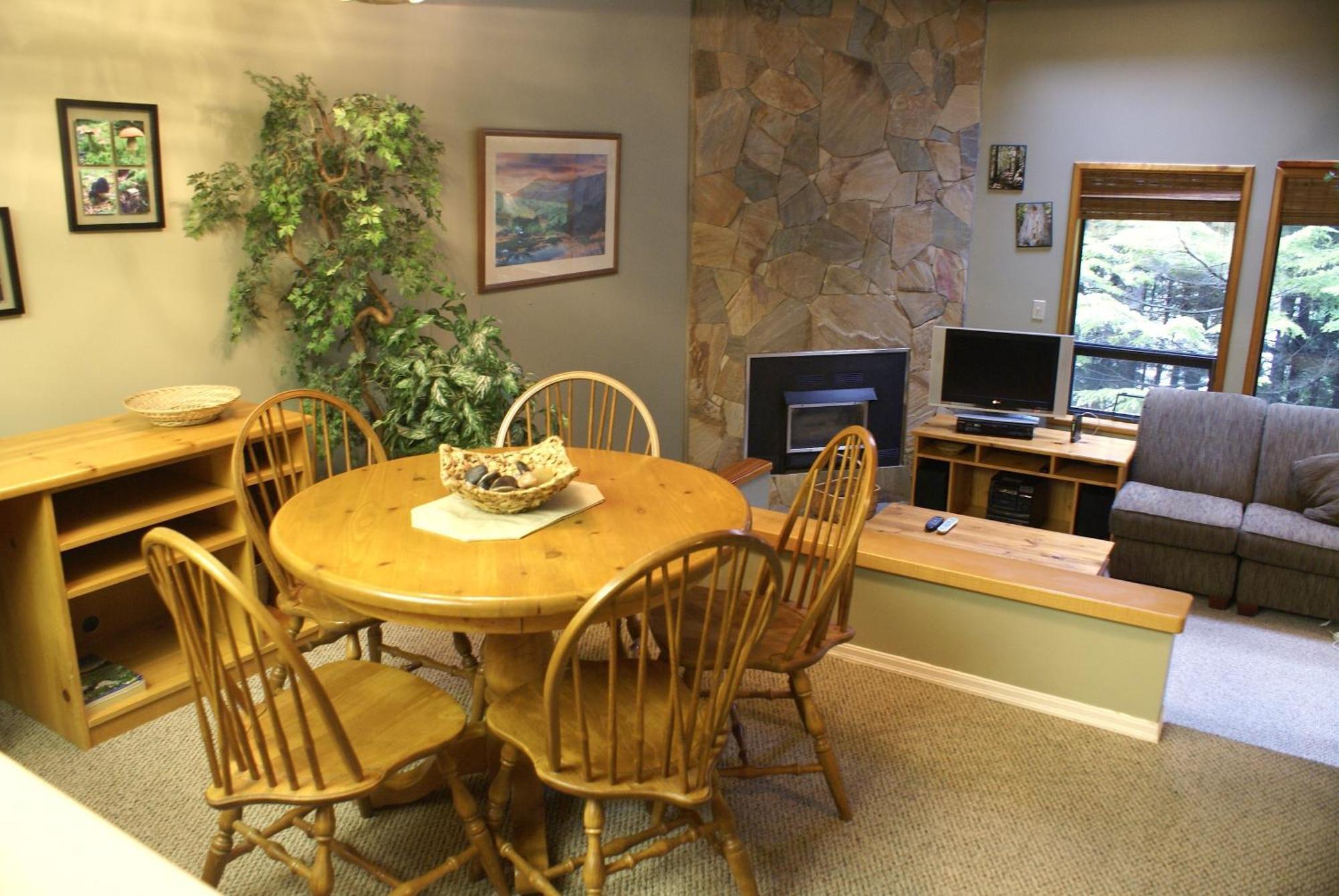 Whistler Superior Properties Экстерьер фото